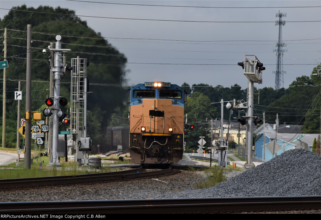 Ex-CSX SD70ACe On Point